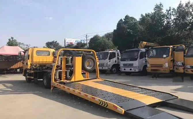 古浪汽车中途维修案例